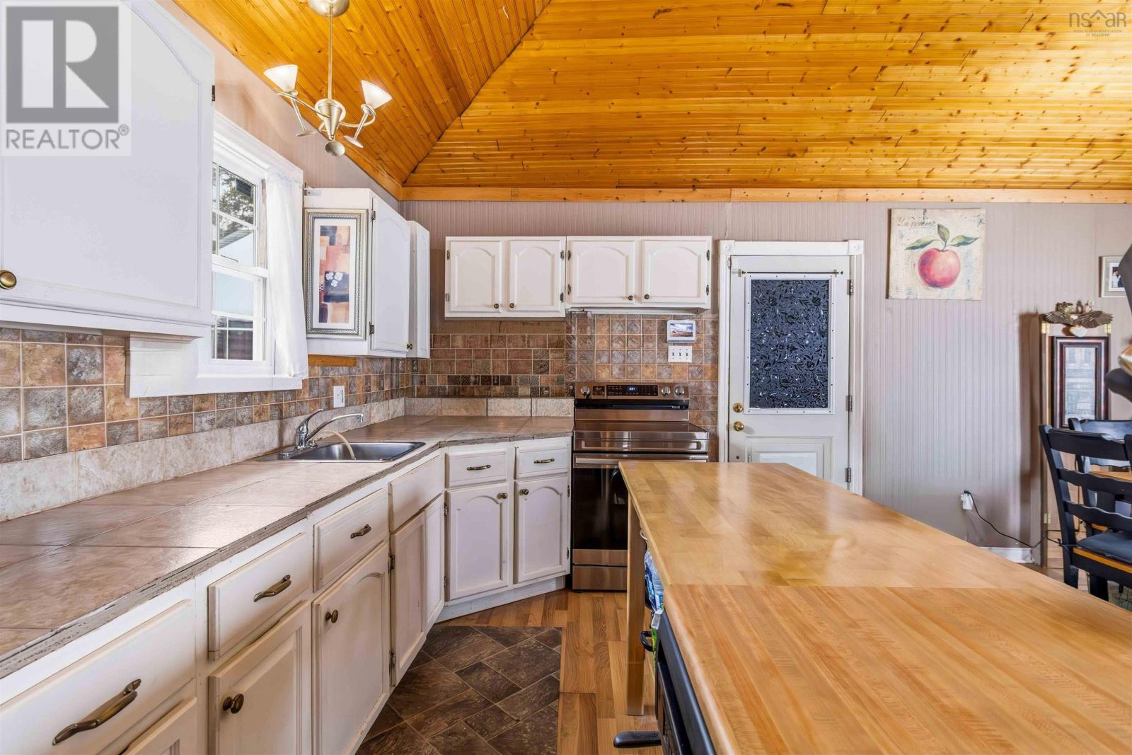 41 Eldoras Lane, Sheet Harbour, Nova Scotia  B0J 3B0 - Photo 9 - 202603153