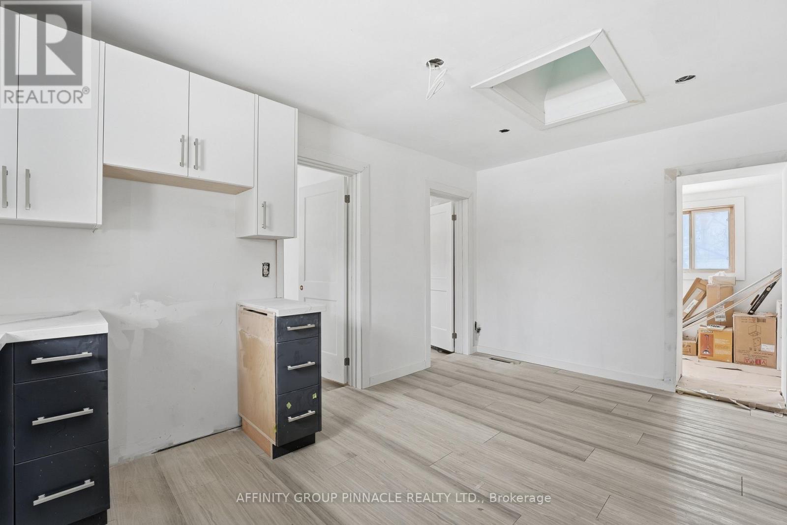 40 Albert Street S, Kawartha Lakes, Ontario  K9V 3G7 - Photo 21 - X12808242