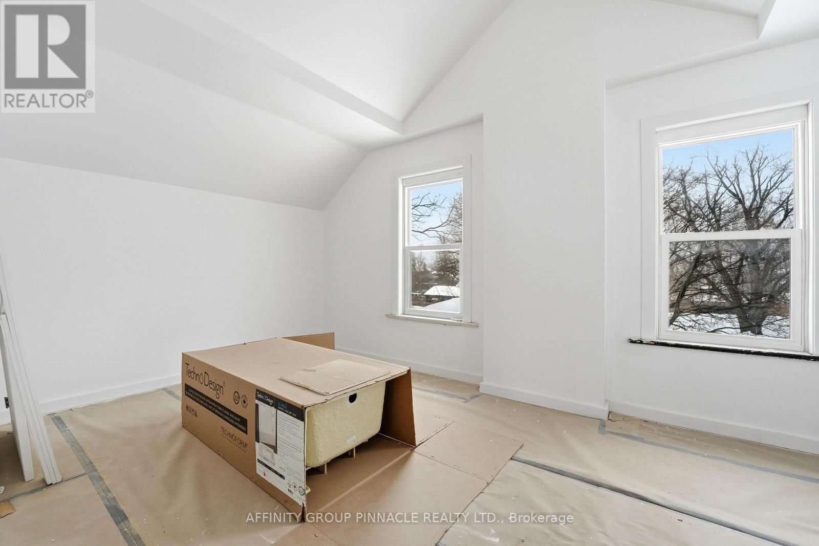 40 Albert Street S, Kawartha Lakes, Ontario  K9V 3G7 - Photo 28 - X12808242