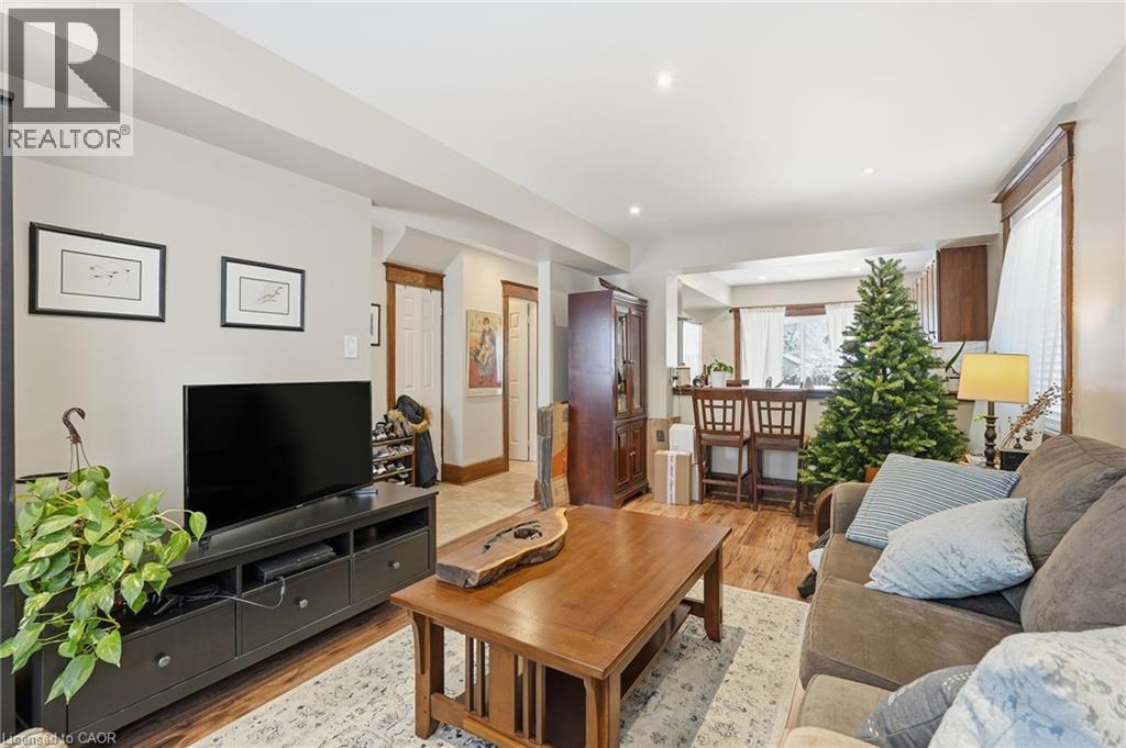 17 Mill Street, Milton, Ontario  L9T 1R7 - Photo 7 - 40806714