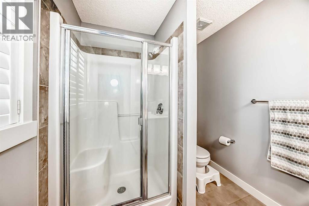 303 Sunrise View, Cochrane, Alberta  T4C 0Z7 - Photo 25 - A2287350