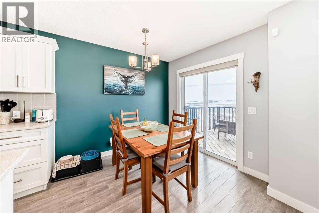 303 Sunrise View, Cochrane, Alberta  T4C 0Z7 - Photo 12 - A2287350