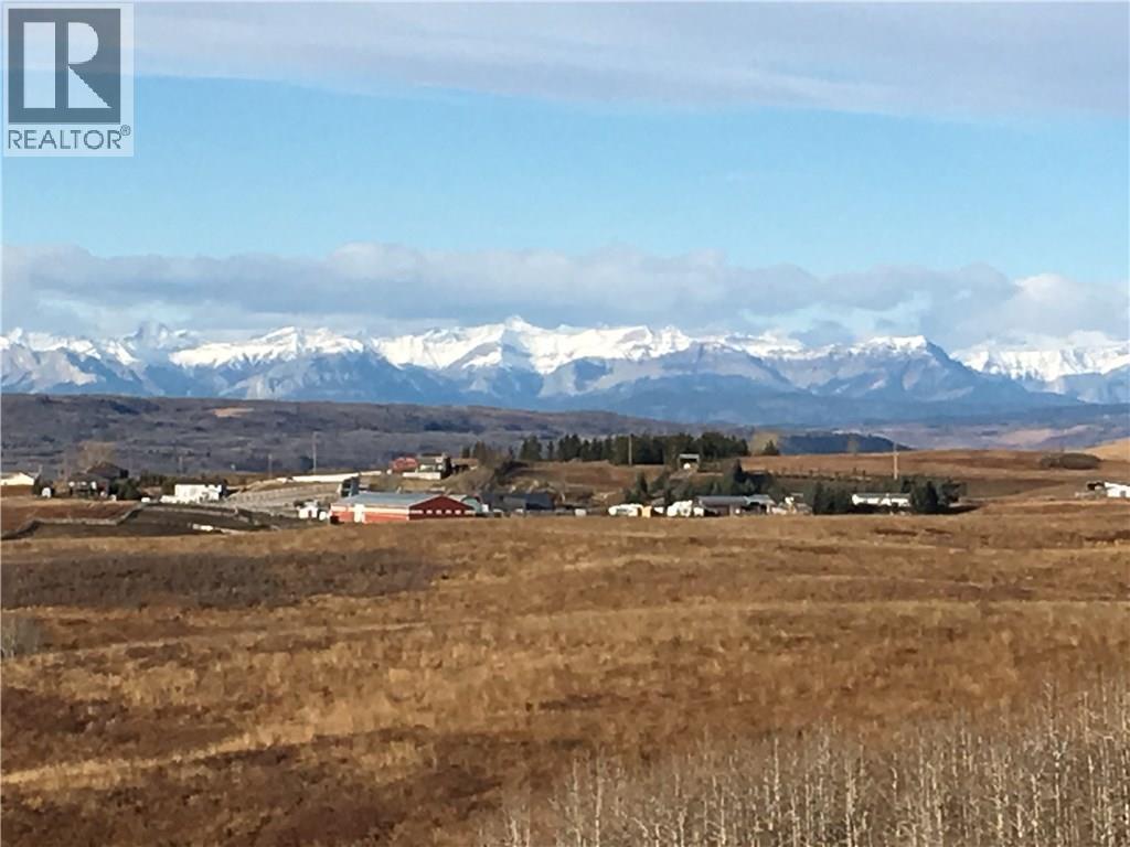 303 Sunrise View, Cochrane, Alberta  T4C 0Z7 - Photo 2 - A2287350