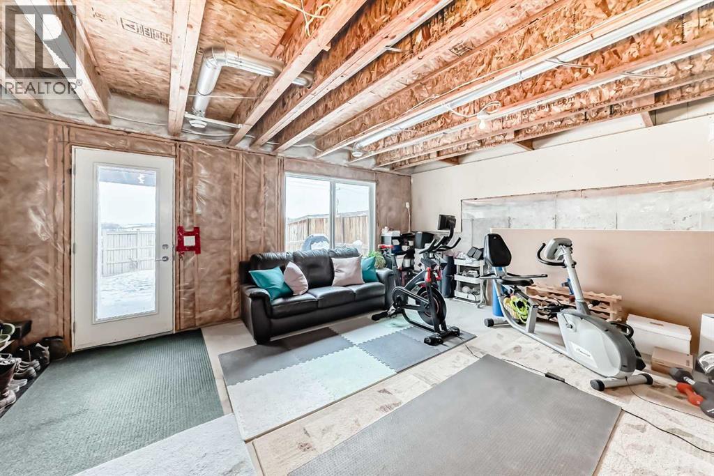 303 Sunrise View, Cochrane, Alberta  T4C 0Z7 - Photo 37 - A2287350