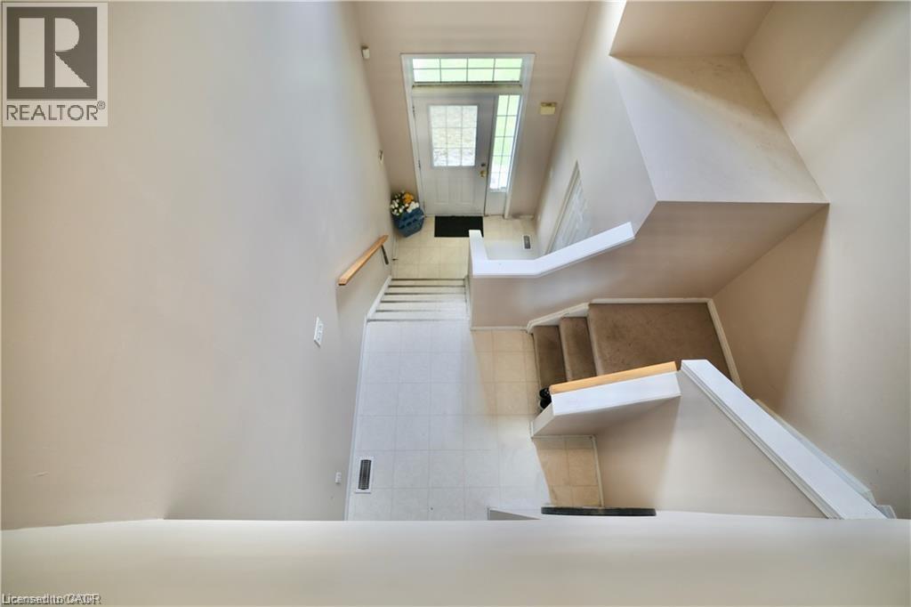 628 Wild Ginger Avenue, Waterloo, Ontario  N2V 2S9 - Photo 3 - 40806735