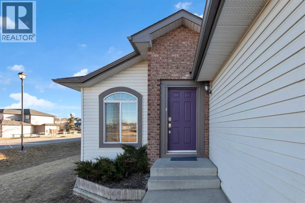 103 Canoe Square Sw, Airdrie, Alberta  T4B 2N7 - Photo 28 - A2284179