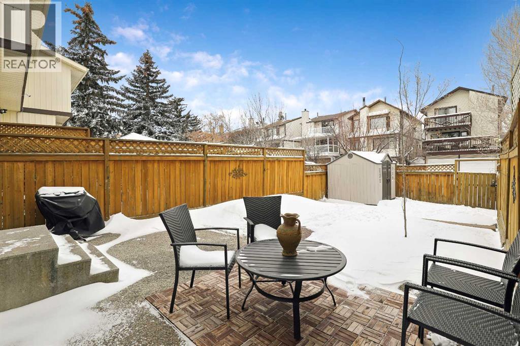 71 Strathcona Crescent Sw, Calgary, Alberta  T3H 1K9 - Photo 24 - A2287393