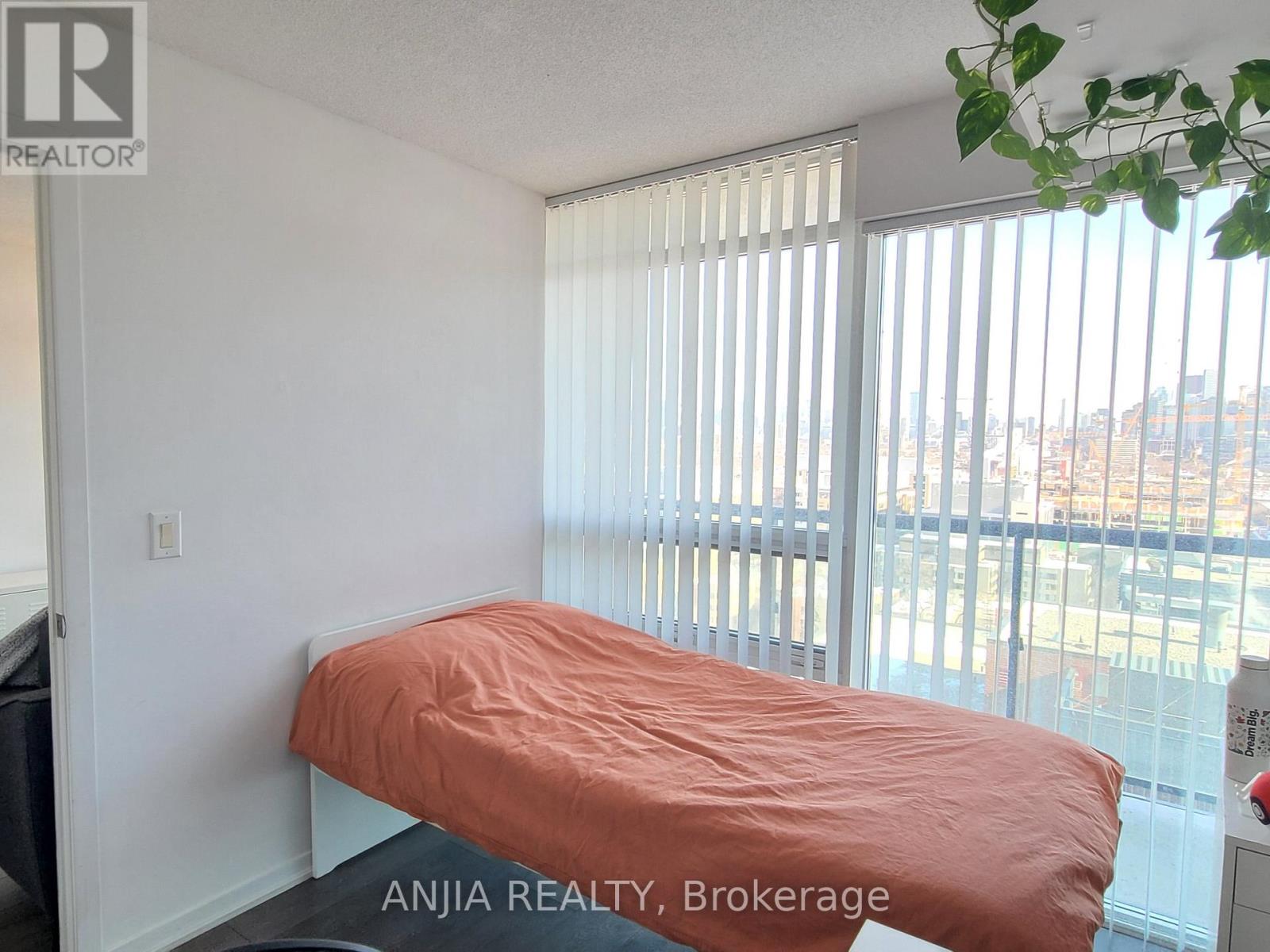 2115e - 36 Lisgar Street, Toronto, Ontario  M6J 0C7 - Photo 28 - C12808234