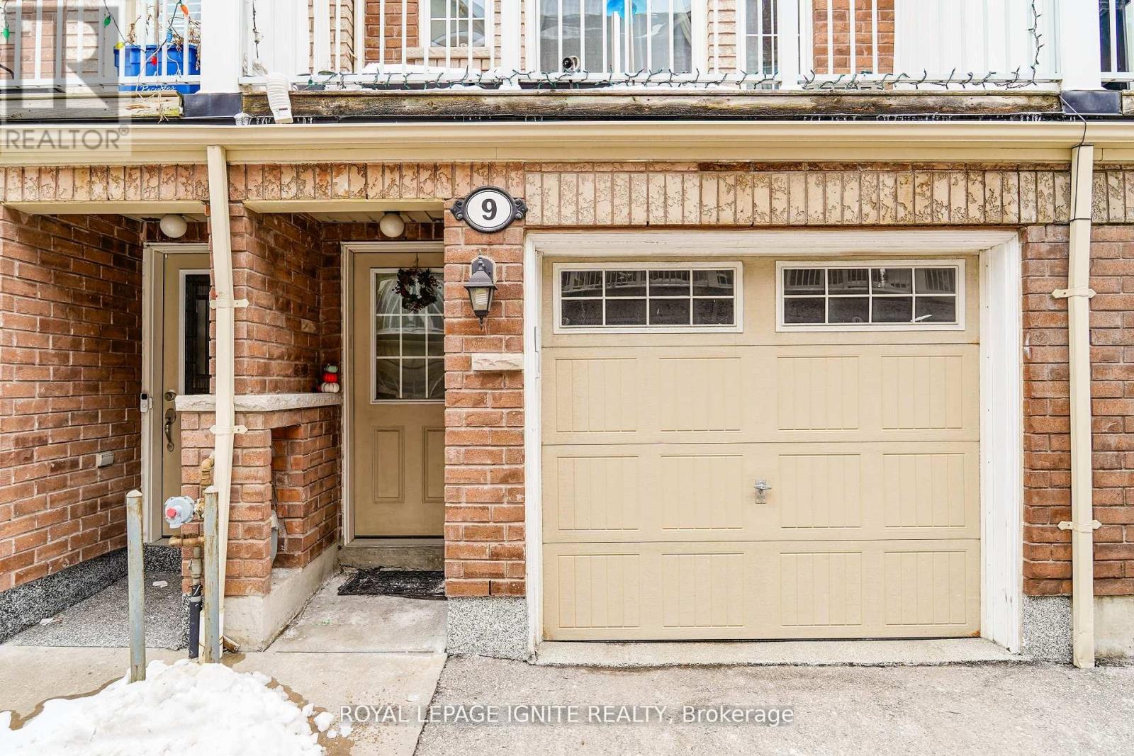 9 Cooperage Lane, Ajax, Ontario  L1S 0E8 - Photo 2 - E12808250