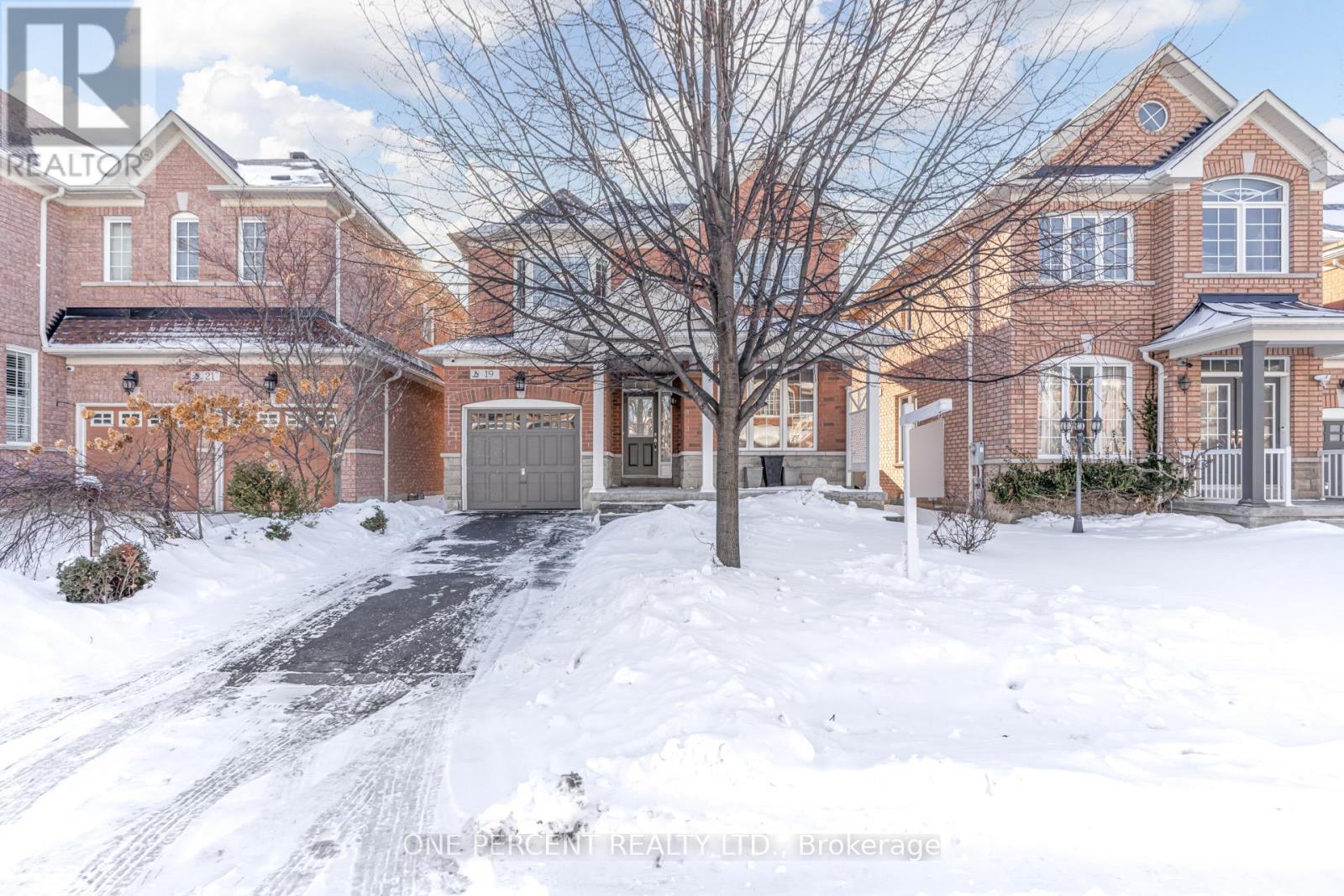 19 Lundy Drive, Markham, Ontario  L6B 0G1 - Photo 4 - N12808246