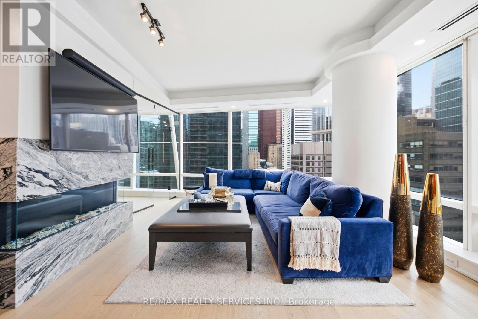 2209 - 180 University Avenue, Toronto, Ontario  M5H 0A2 - Photo 19 - C12808188