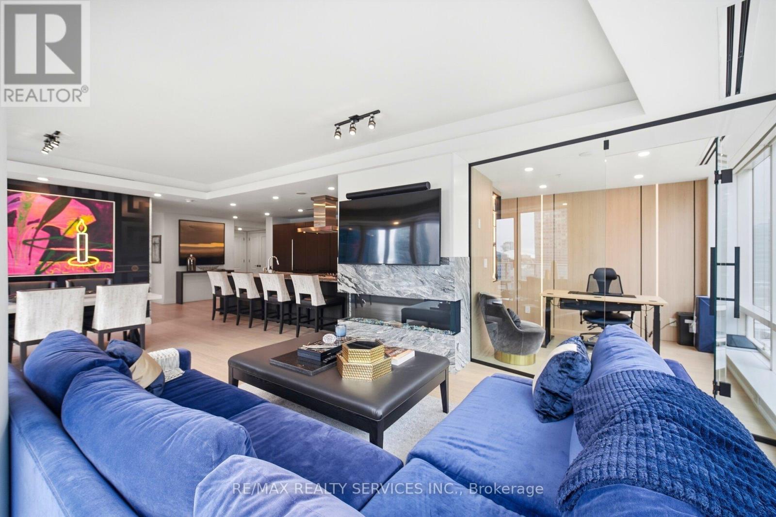 2209 - 180 University Avenue, Toronto, Ontario  M5H 0A2 - Photo 23 - C12808188