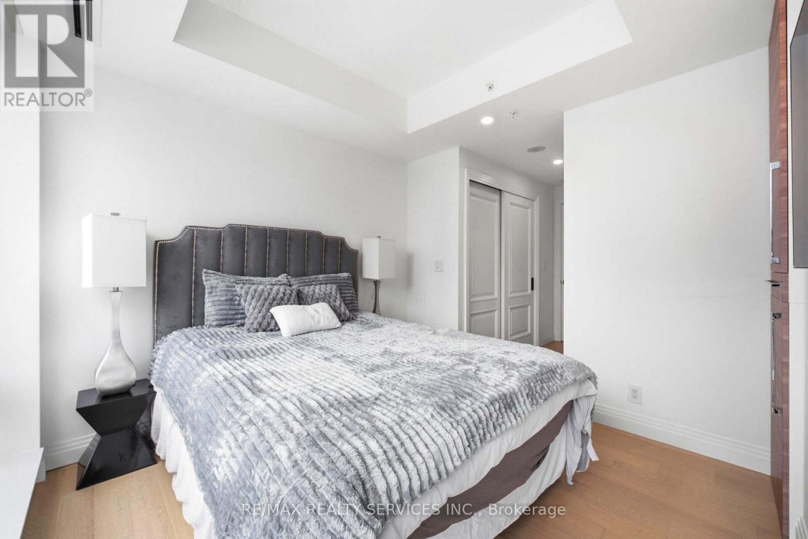 2209 - 180 University Avenue, Toronto, Ontario  M5H 0A2 - Photo 35 - C12808188