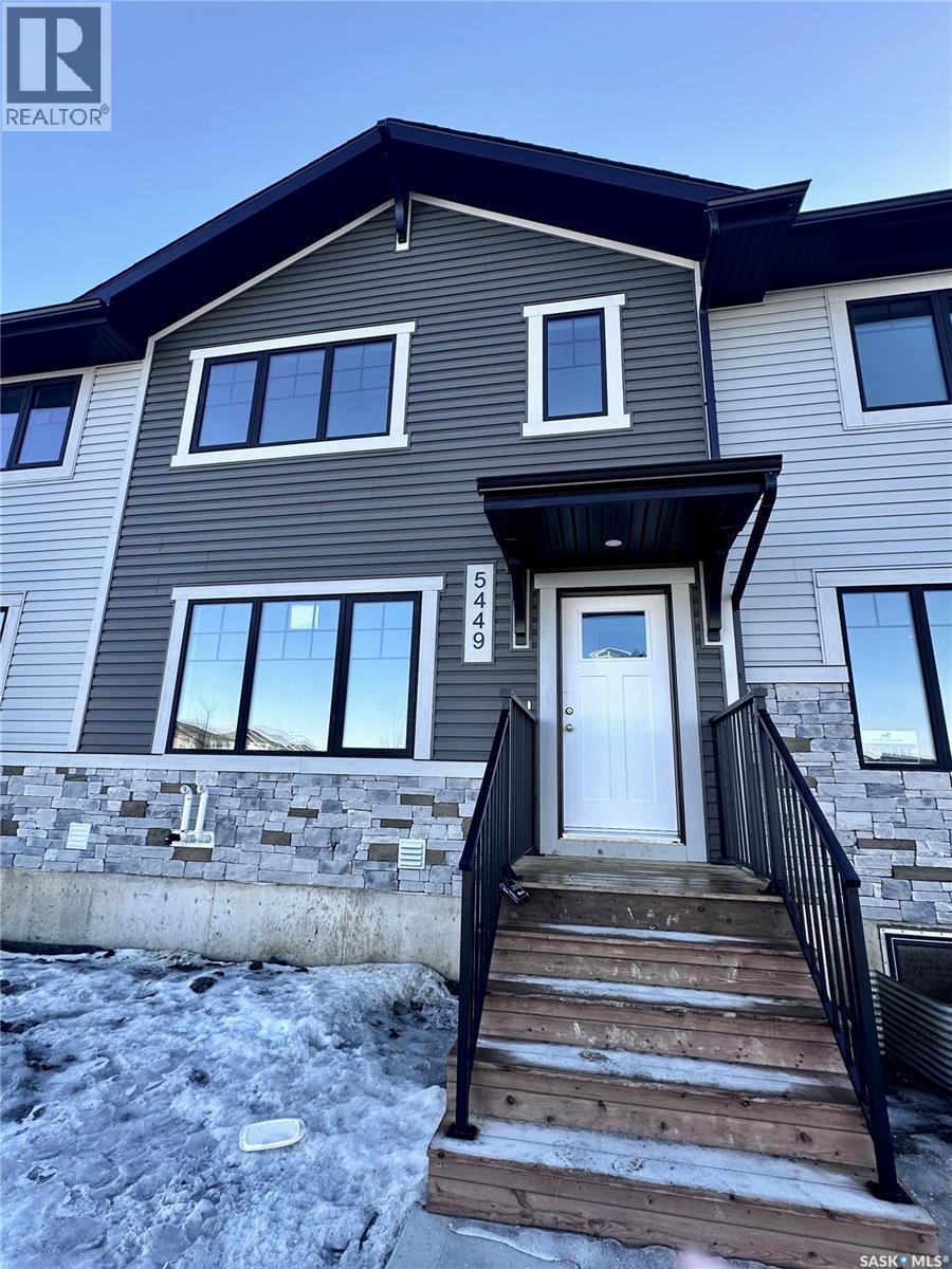 5449 Buckingham DRIVE E, Regina, Saskatchewan