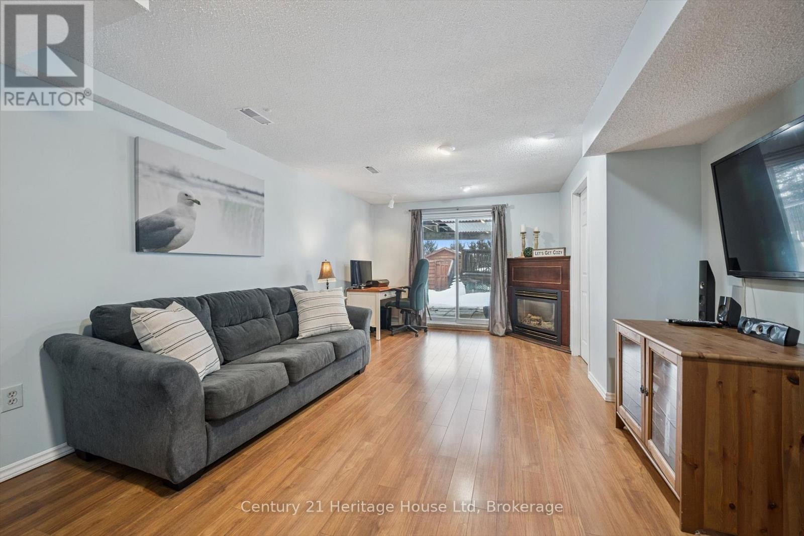 425 Misty Crescent, Kitchener, Ontario  N2B 3V7 - Photo 23 - X12808272