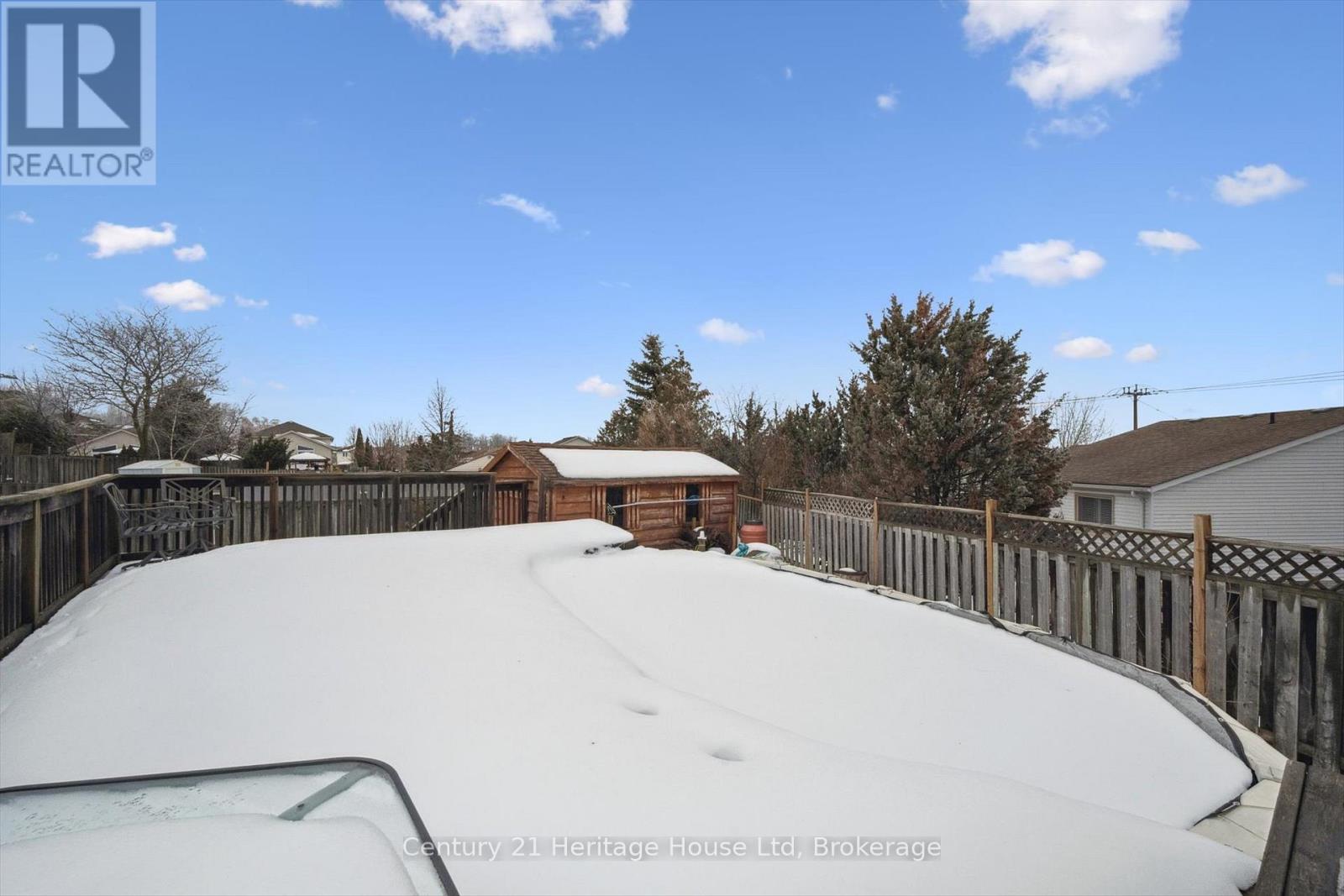 425 Misty Crescent, Kitchener, Ontario  N2B 3V7 - Photo 32 - X12808272