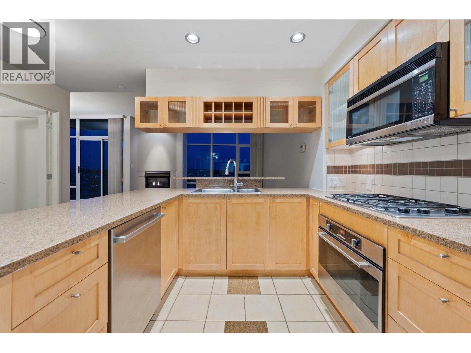 3002 1483 Homer Street, Vancouver, British Columbia  V6Z 3C7 - Photo 13 - R3092154