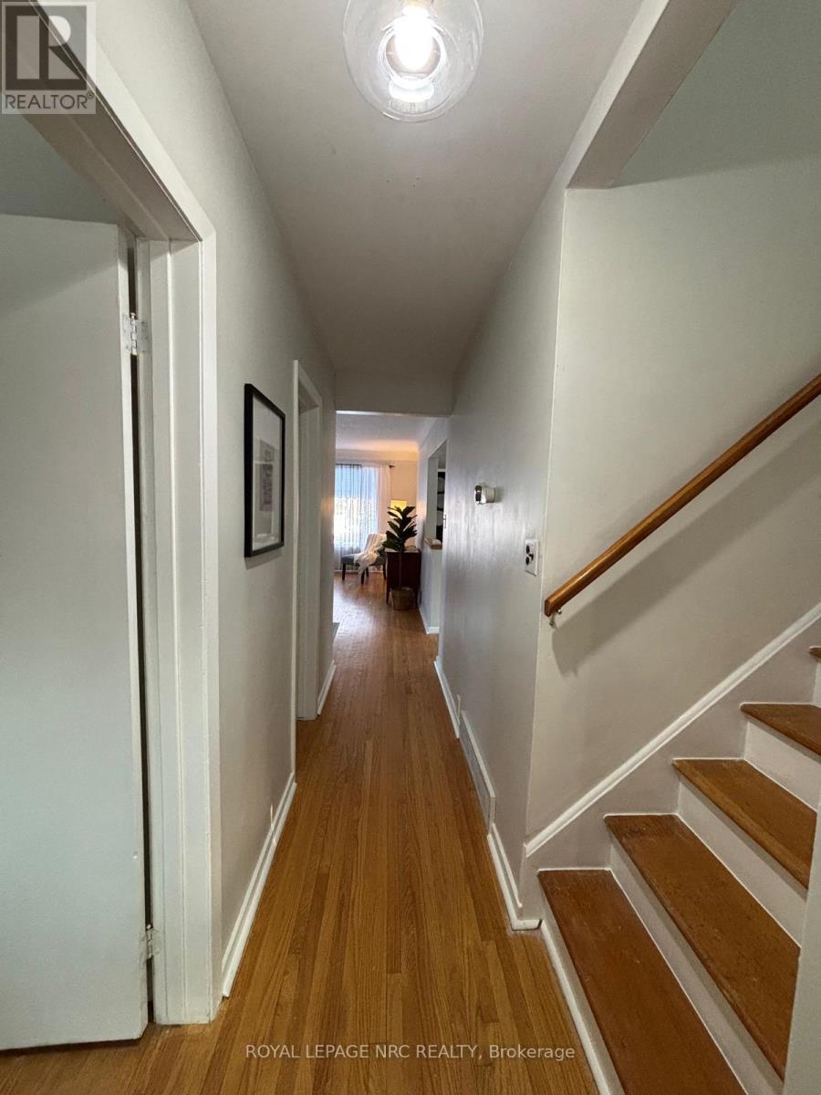 55 Connaught Avenue, Welland, Ontario  L3C 1G4 - Photo 11 - X12808282