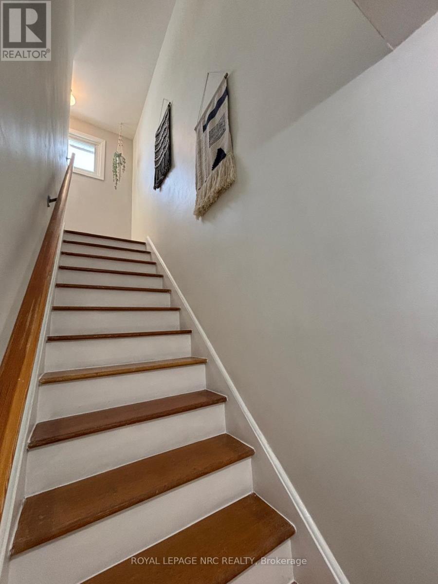 55 Connaught Avenue, Welland, Ontario  L3C 1G4 - Photo 17 - X12808282