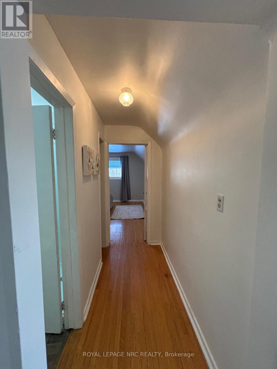 55 Connaught Avenue, Welland, Ontario  L3C 1G4 - Photo 18 - X12808282