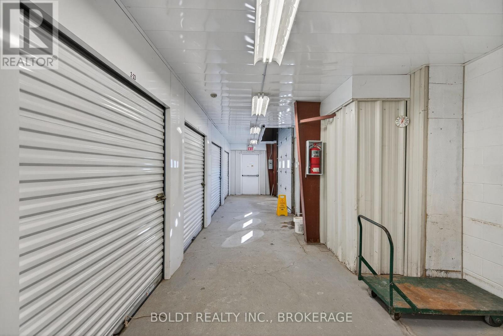 80 Federal Road, Welland, Ontario  L3B 3P2 - Photo 20 - X12808304