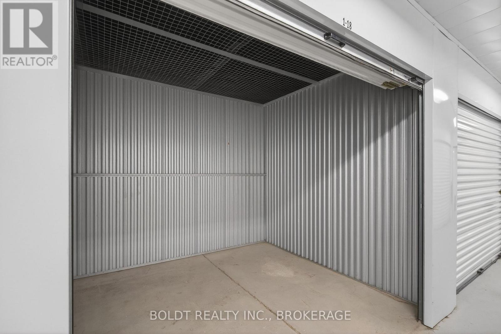 80 Federal Road, Welland, Ontario  L3B 3P2 - Photo 21 - X12808304