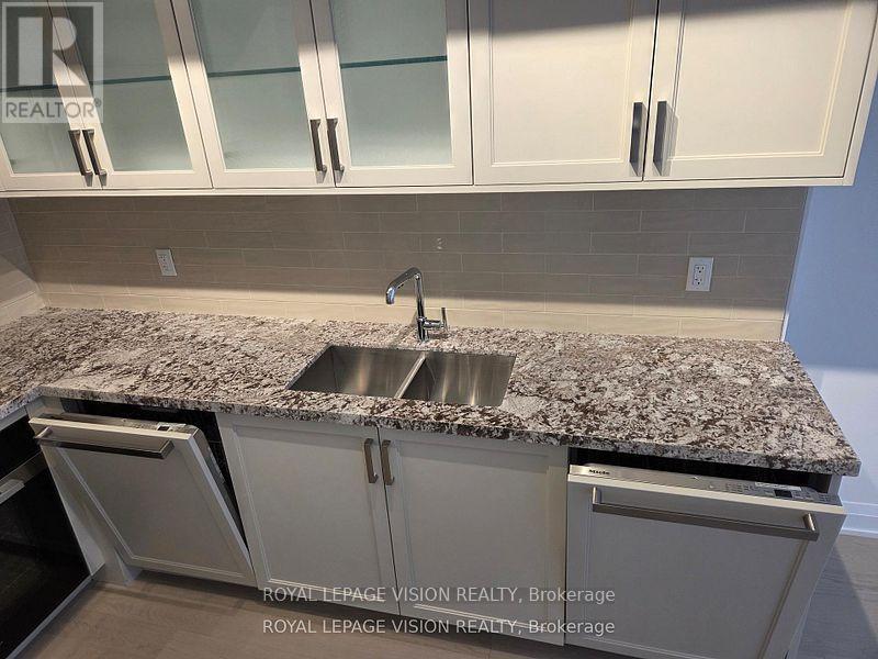 206 - 505 Glencairn Avenue, Toronto, Ontario  M6B 0B2 - Photo 3 - C12808276