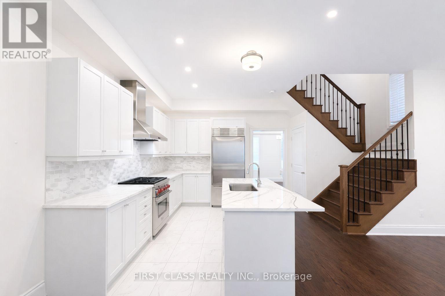 Main - 9382 Bayview Avenue, Richmond Hill, Ontario  L4C 4Z2 - Photo 5 - N12808306