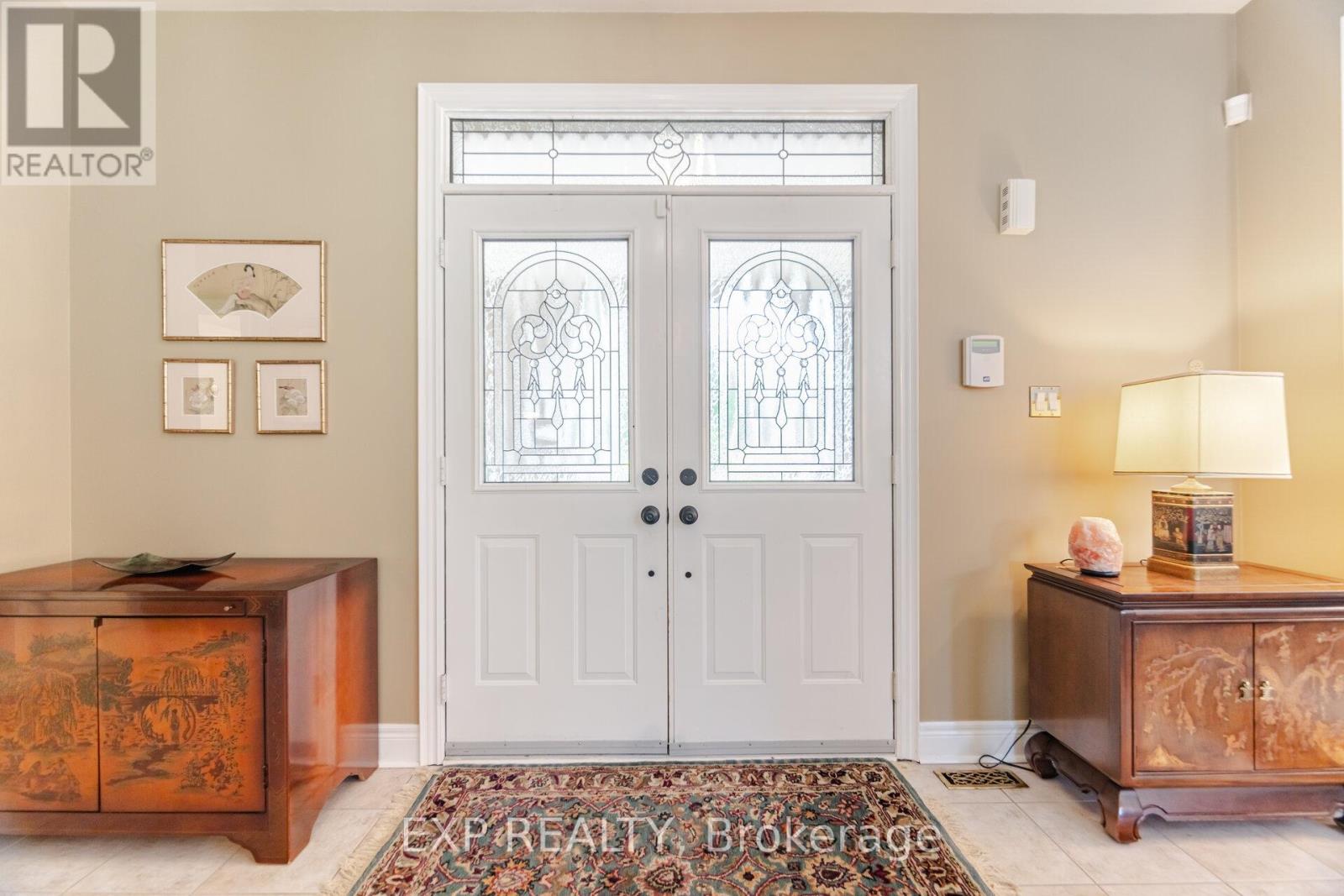 37 Links Lane, Brampton, Ontario  L6Y 5H2 - Photo 2 - W12808262