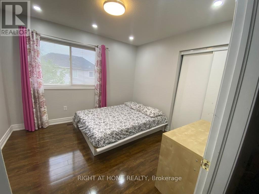 Upper - 235 Brisdale Drive, Brampton, Ontario  L7A 2T3 - Photo 8 - W12808270