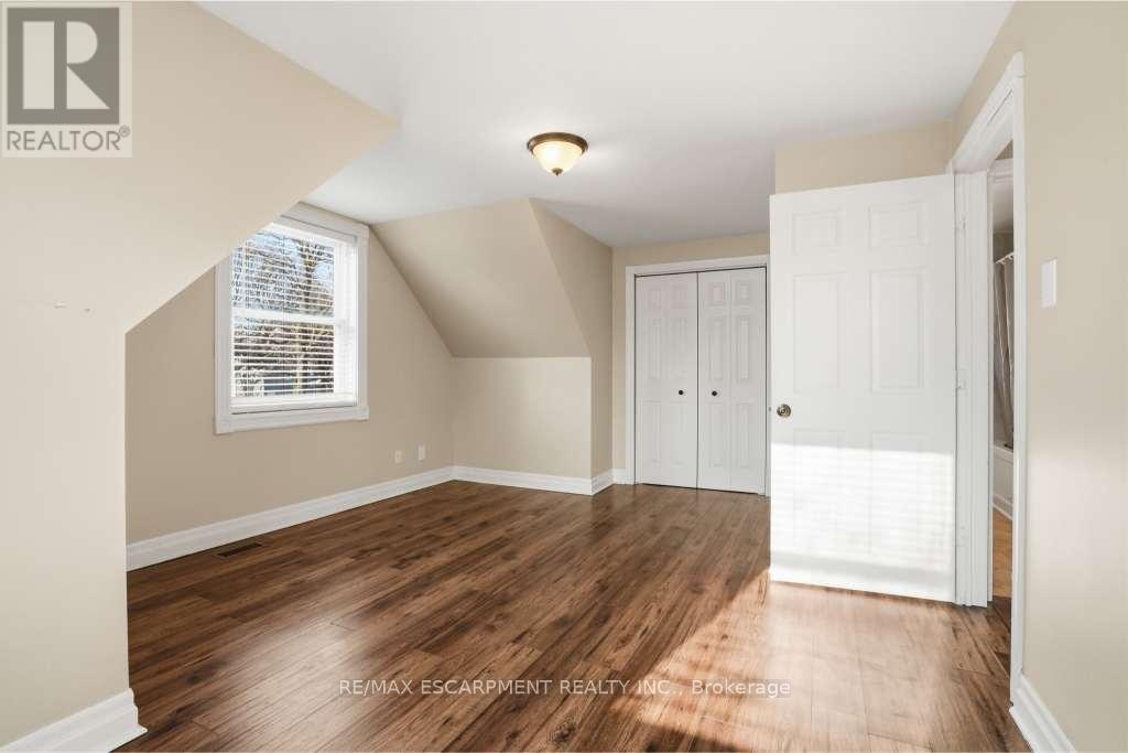 17 Mill Street, Milton, Ontario  L9T 1R7 - Photo 12 - W12808290