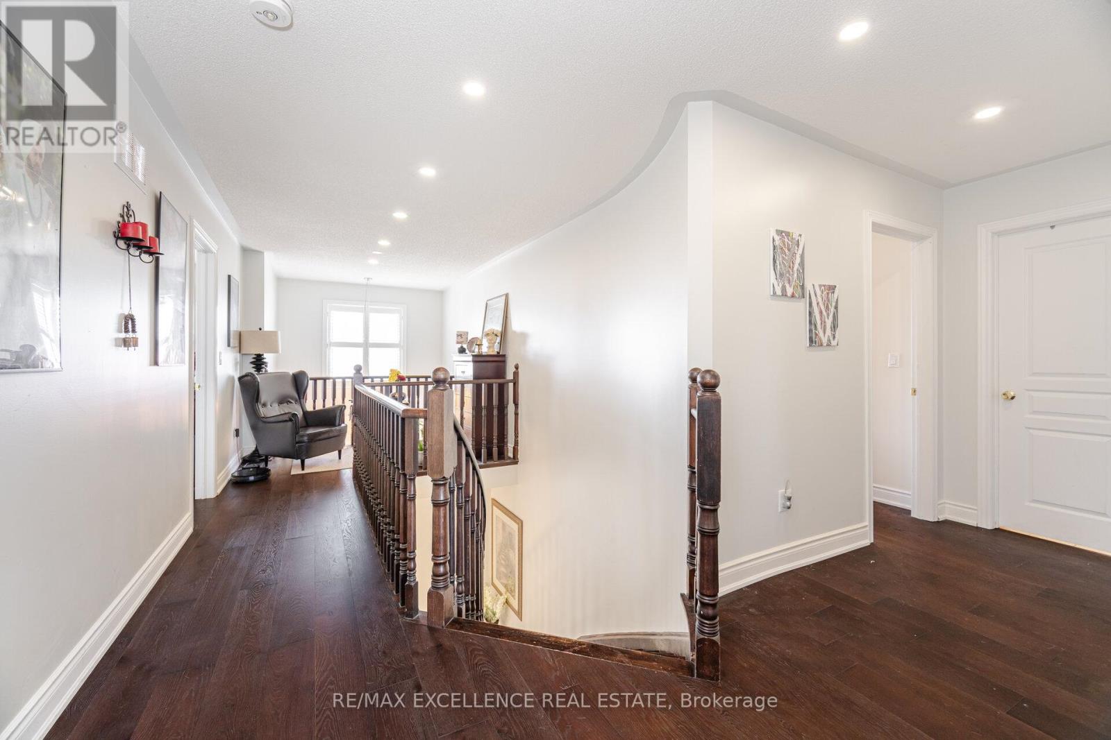 73 Gardenbrooke Trail, Brampton, Ontario  L6P 3J3 - Photo 21 - W12808292