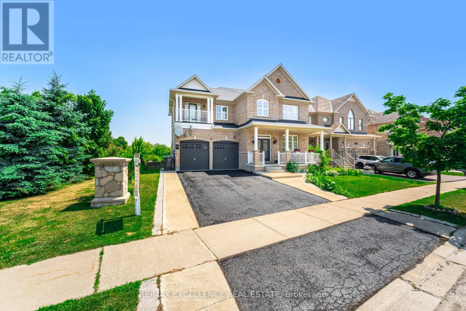 73 Gardenbrooke Trail, Brampton, Ontario  L6P 3J3 - Photo 6 - W12808292