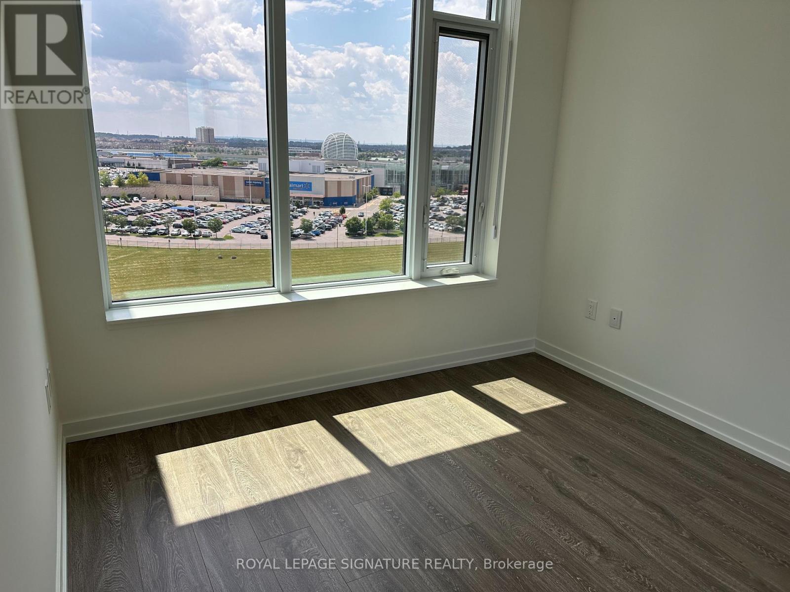 1123 - 2485 Eglinton Avenue W, Mississauga, Ontario  L5M 2T1 - Photo 6 - W12808308