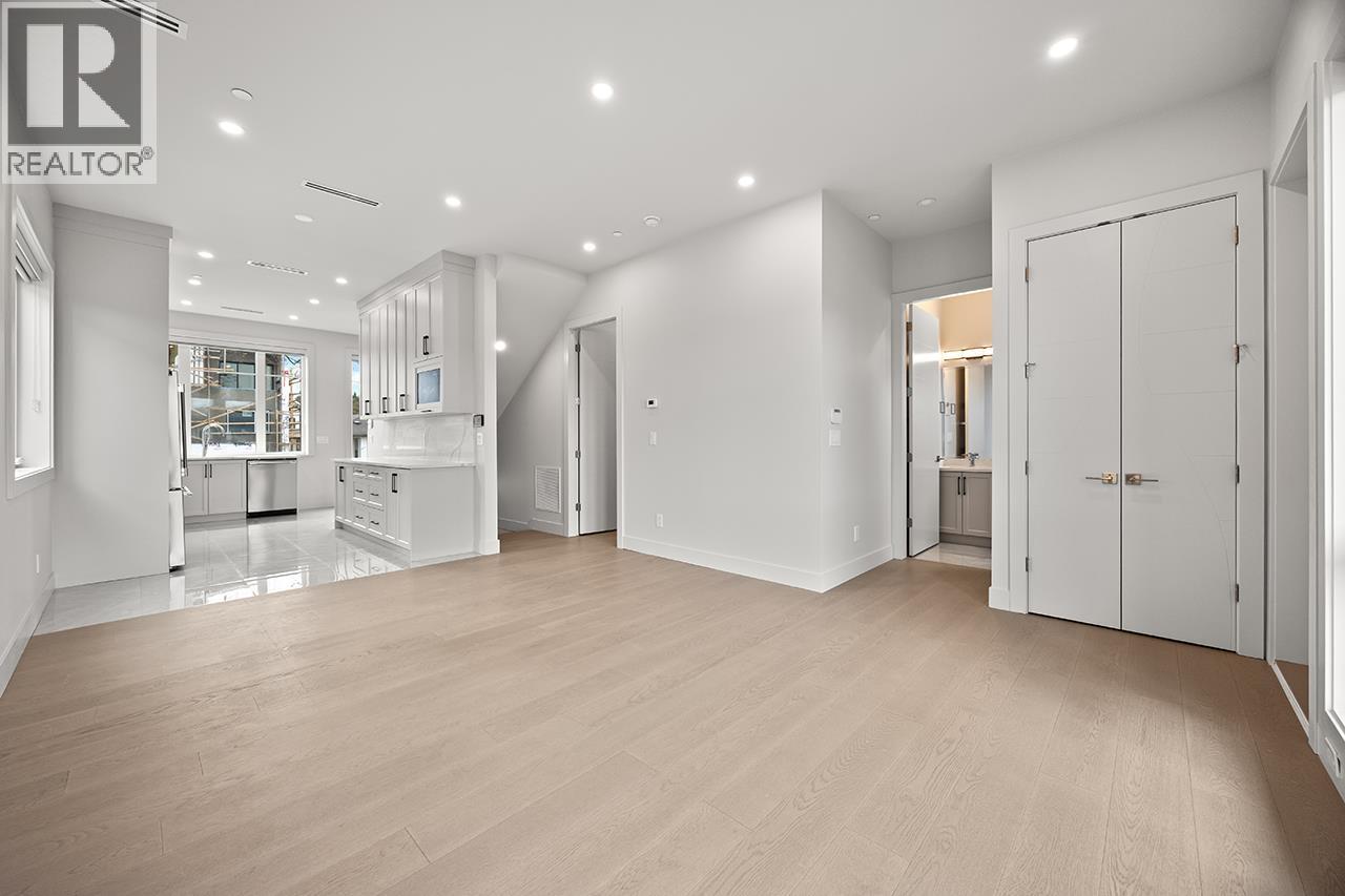 3015 E 19th Avenue, Vancouver, British Columbia  V5M 2S8 - Photo 9 - R3089936