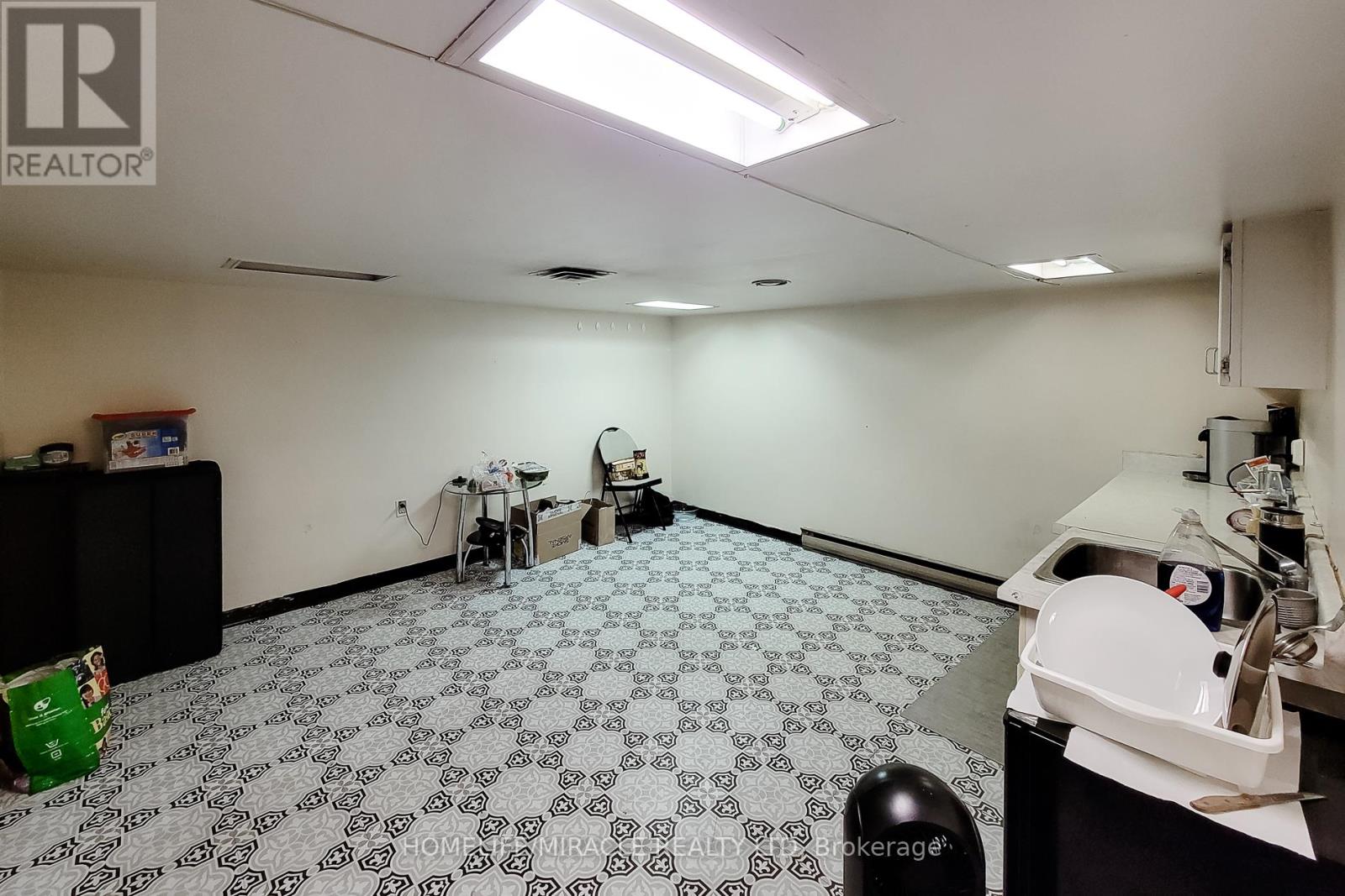 290 Kenilworth Avenue N, Hamilton, Ontario  L8H 4S9 - Photo 25 - X12808278