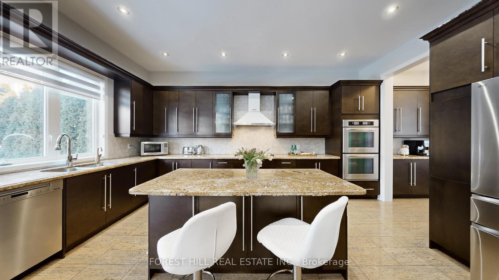 144 Battaglini Avenue, Richmond Hill, Ontario  L4C 0L1 - Photo 15 - N12805280