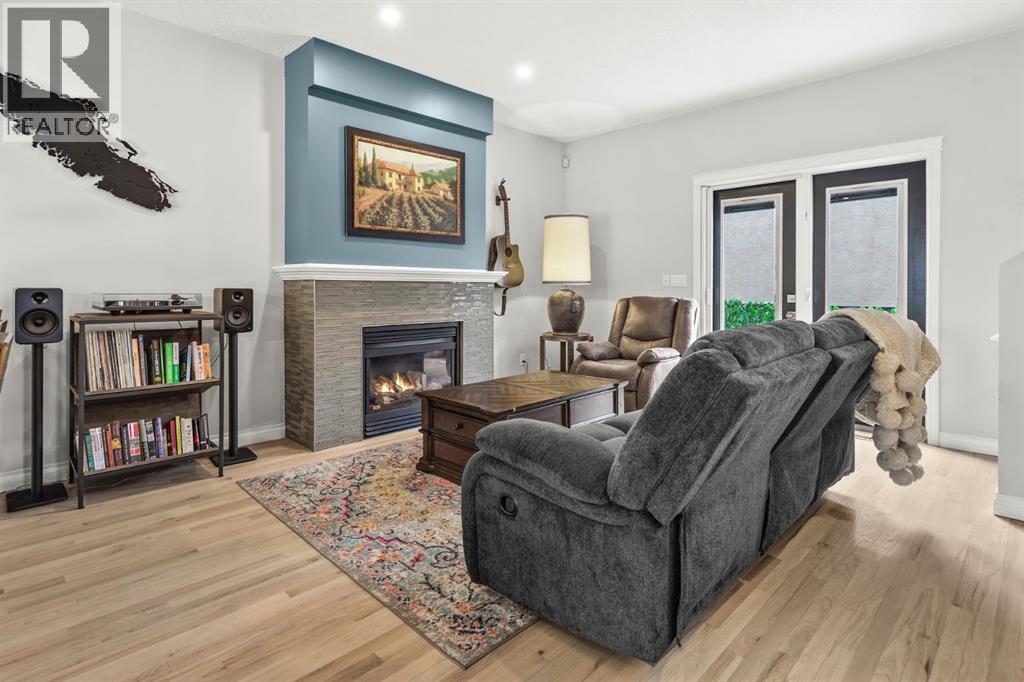 2401 17 Street Sw, Calgary, Alberta  T2T 4M9 - Photo 3 - A2287457