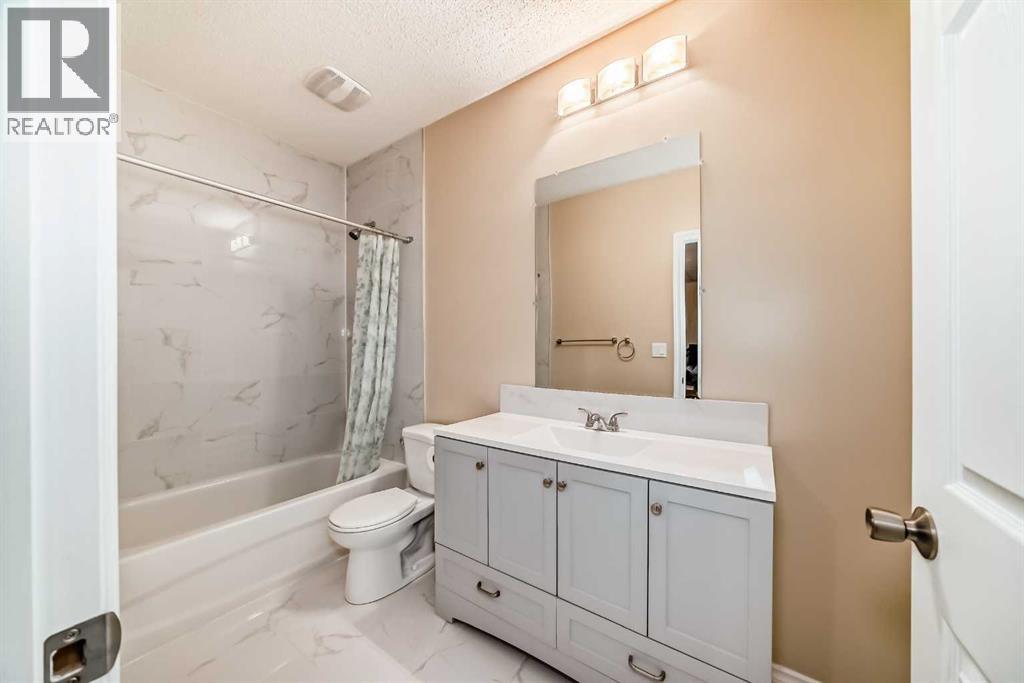 120 Cove Road, Chestermere, Alberta  T1X 1E4 - Photo 36 - A2280214