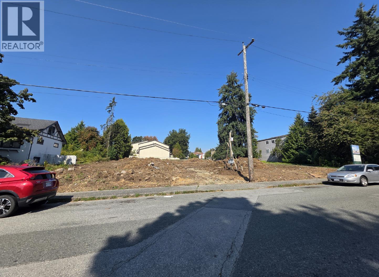 7447 - 7453 14th Avenue, Burnaby, British Columbia  V3N 1Z8 - Photo 4 - C8076122