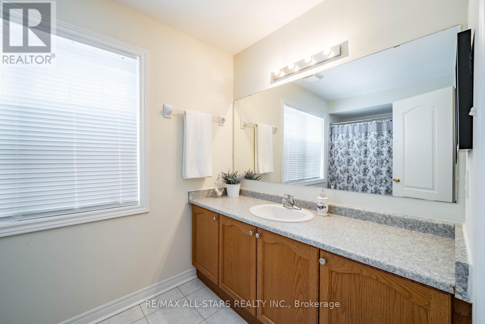 18 Jonas Millway, Whitchurch-Stouffville, Ontario  L4A 0M4 - Photo 37 - N12808336