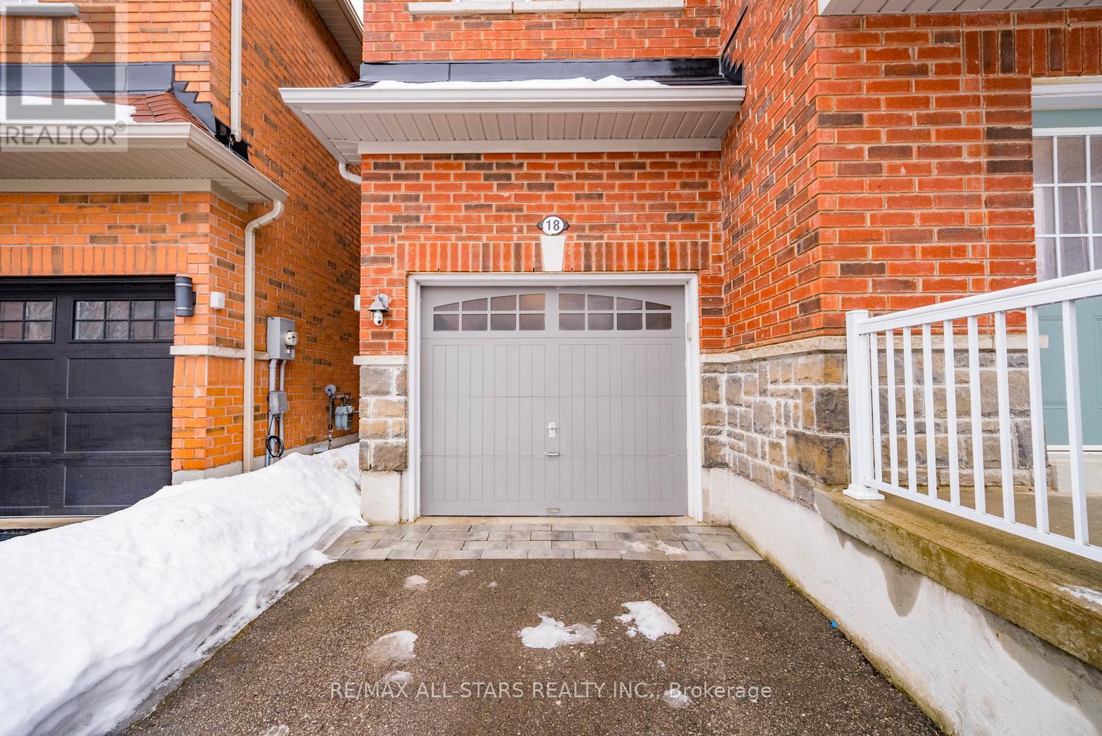 18 Jonas Millway, Whitchurch-Stouffville, Ontario  L4A 0M4 - Photo 5 - N12808336