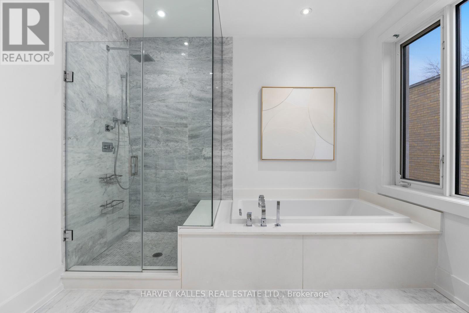 5a Sylvan Avenue, Toronto, Ontario  M6H 1G2 - Photo 20 - C12807864