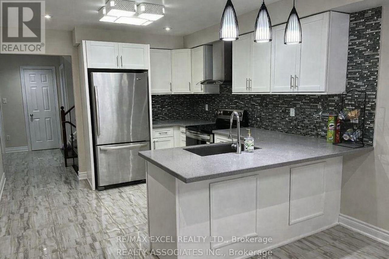 Main - 187 Shepton Way, Toronto, Ontario  M1V 5N4 - Photo 6 - E12737494