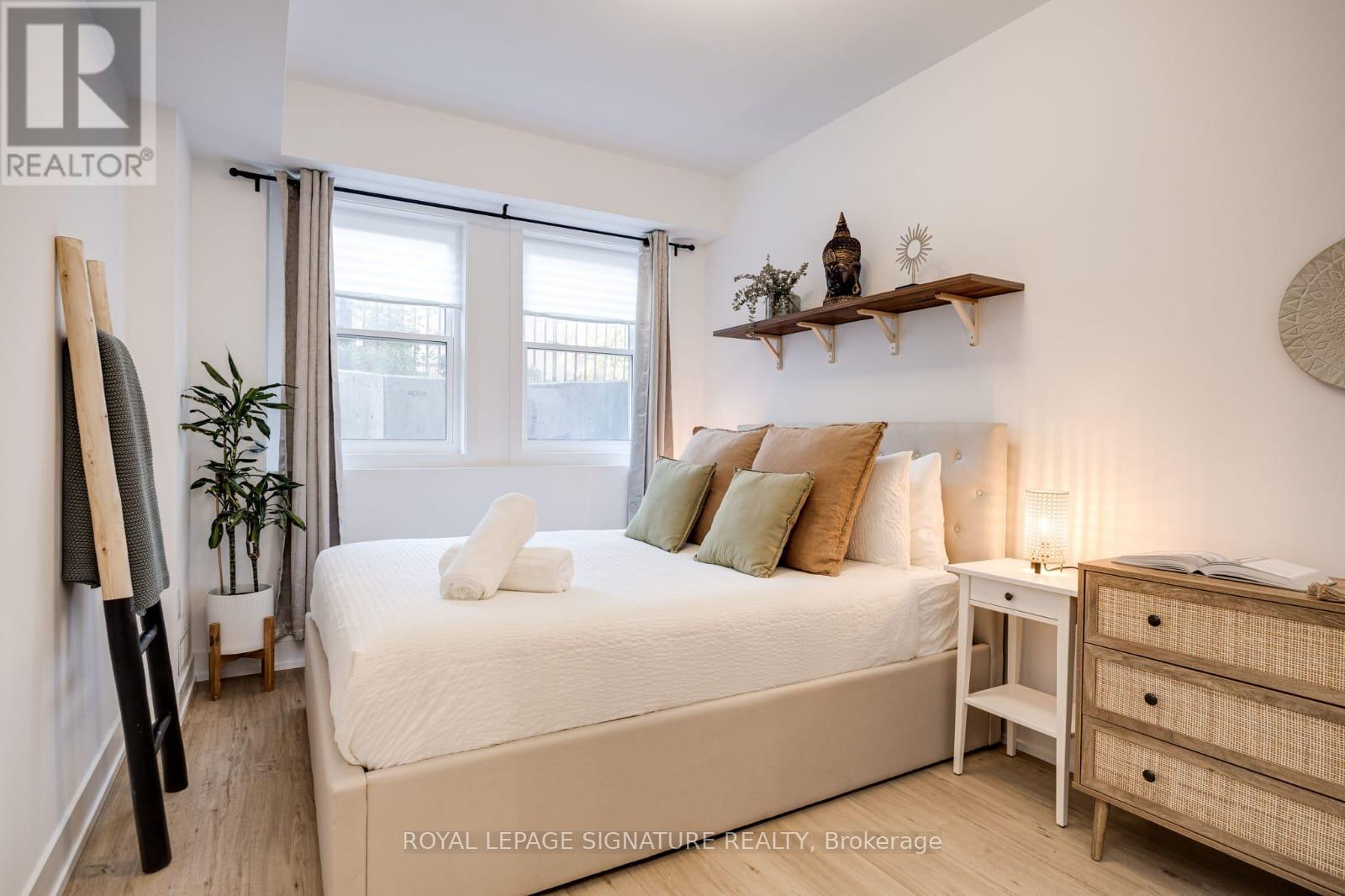 239 - 760 Lawrence Avenue, Toronto, Ontario  M6A 3E7 - Photo 4 - W12808318