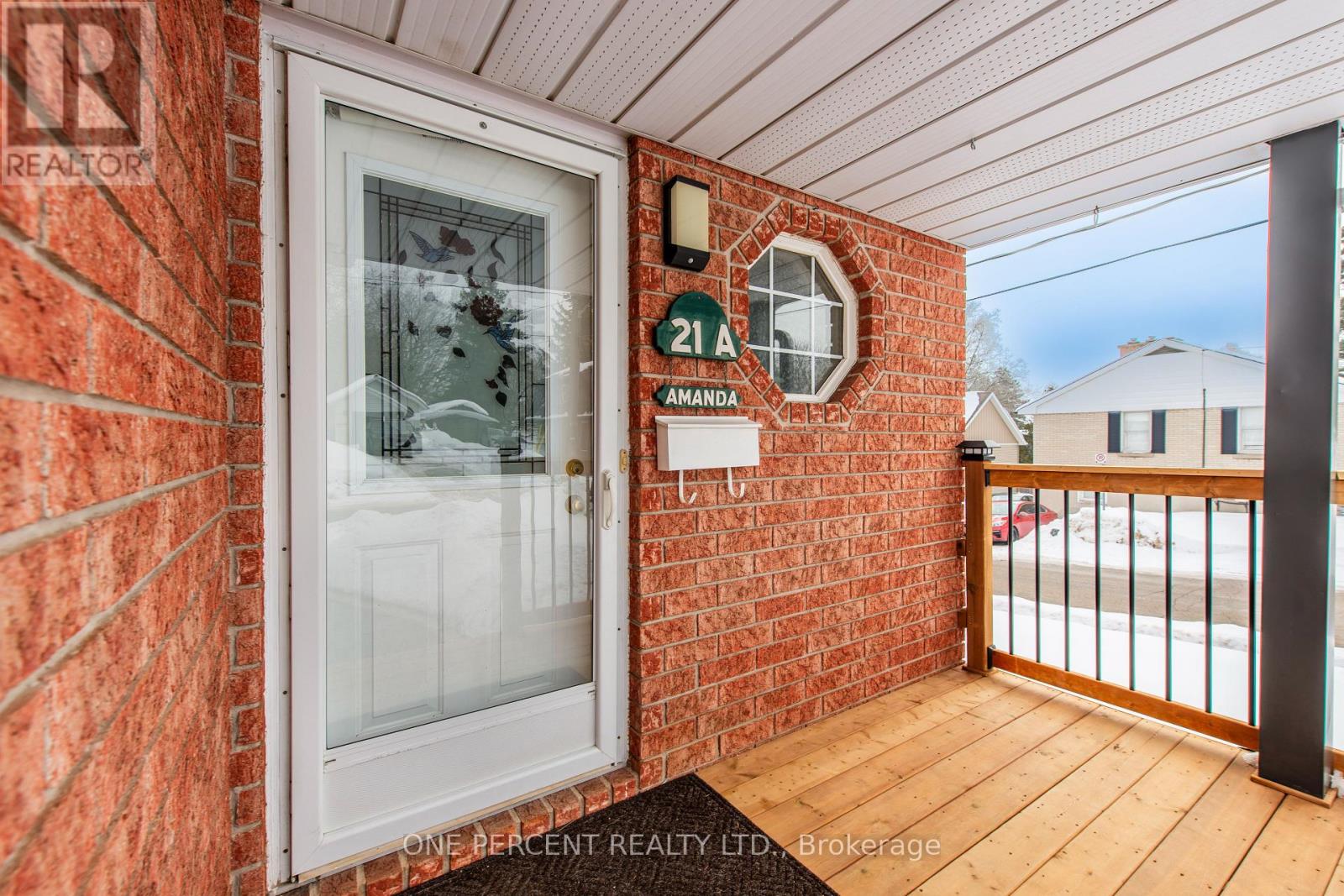 21a Amanda Street, Orangeville, Ontario  L9W 2J9 - Photo 2 - W12808328