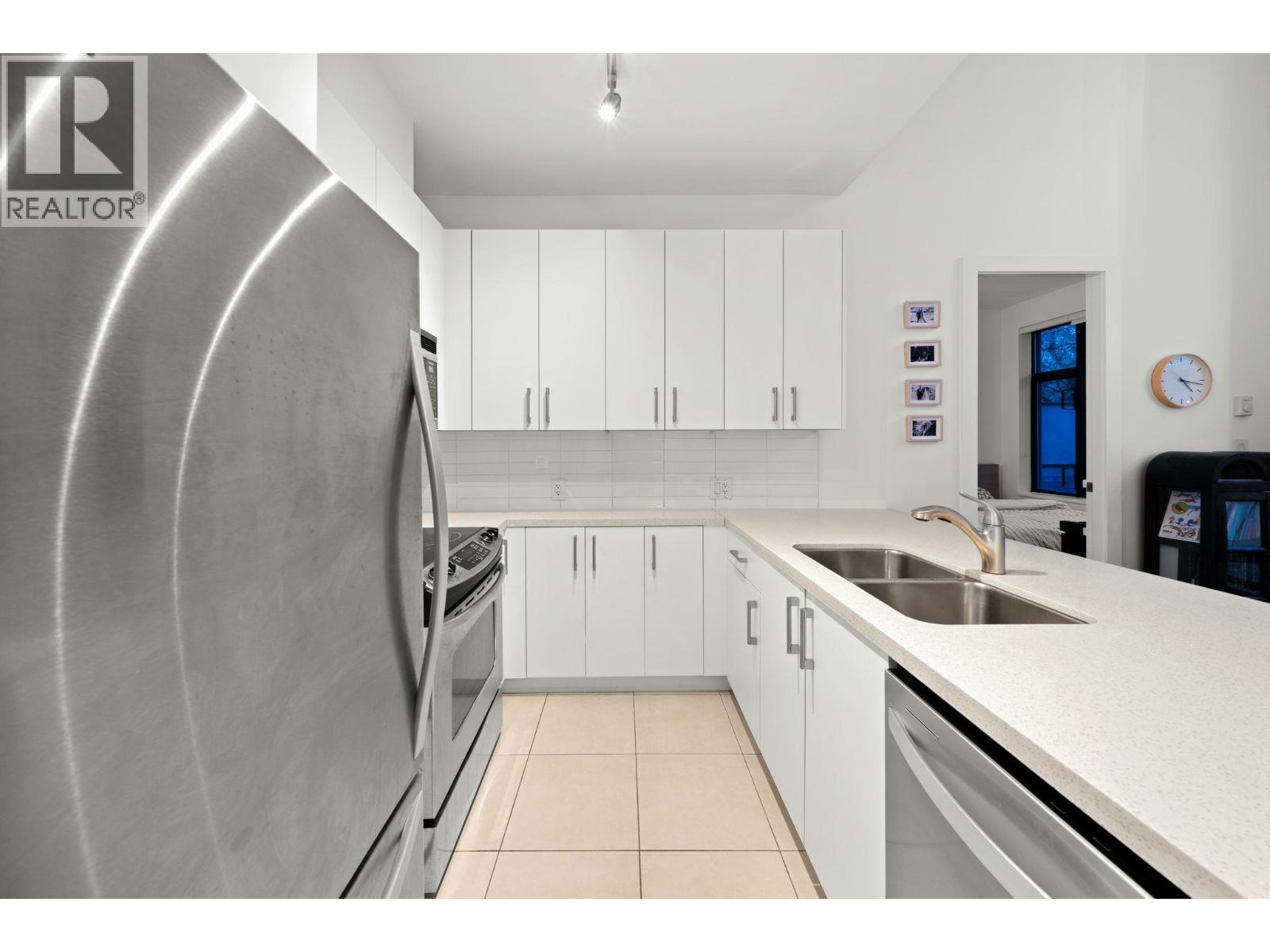 Th23 2345 Madison Avenue, Burnaby, British Columbia  V5C 0B4 - Photo 9 - R3092102