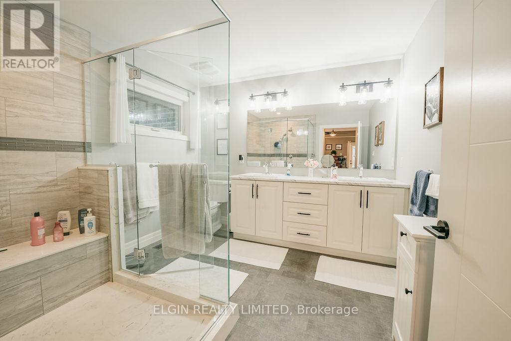 40 Glengariff Drive, Southwold, Ontario  N5P 3T2 - Photo 6 - X12808364