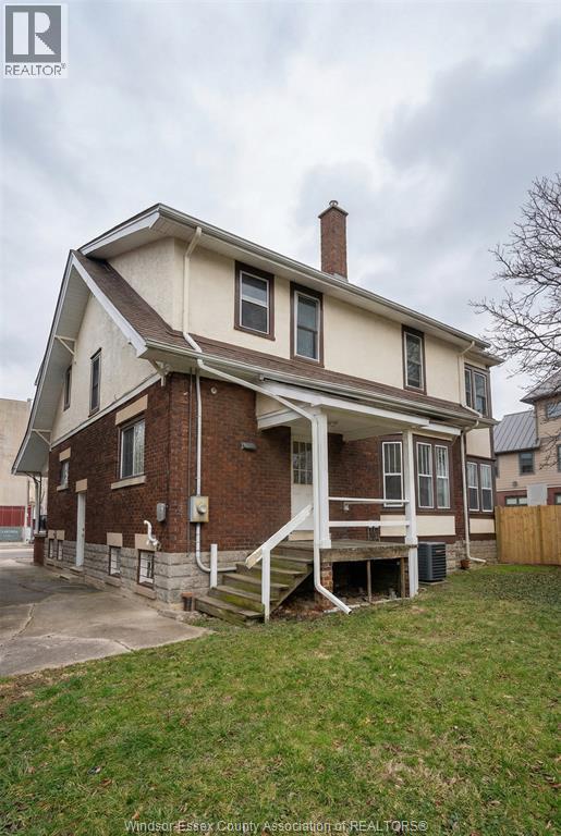 1069 Ouellette Avenue, Windsor, Ontario  N9A 4J8 - Photo 15 - 26003628