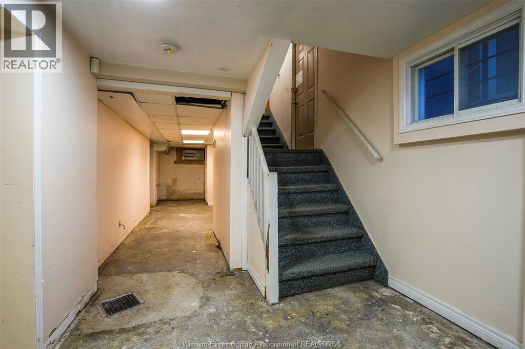 1069 Ouellette Avenue, Windsor, Ontario  N9A 4J8 - Photo 13 - 26003628